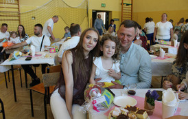 Dzień Mamy i Taty w grupie 3 i 4 - latk&oacute;w 9