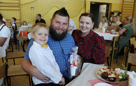 Dzień Mamy i Taty w grupie 3 i 4 - latk&oacute;w 11