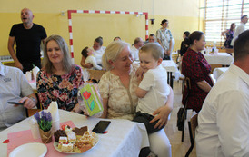 Dzień Mamy i Taty w grupie 3 i 4 - latk&oacute;w 16