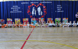 Dzień Mamy i Taty w grupie 3 i 4 - latk&oacute;w 80